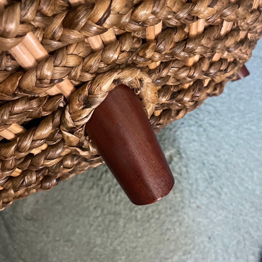 ローテーブル　ガラステーブル　円形　リゾート風　直接取引可