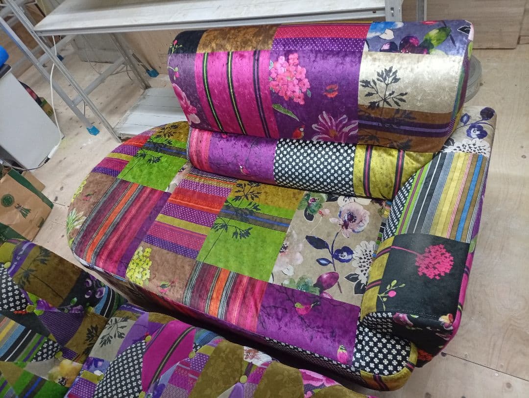 近く配達可能 パッチワークデザイン 2人掛けソファ　京都