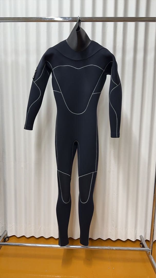 フルスーツ　ML  メンズ　ロングチェストジップ