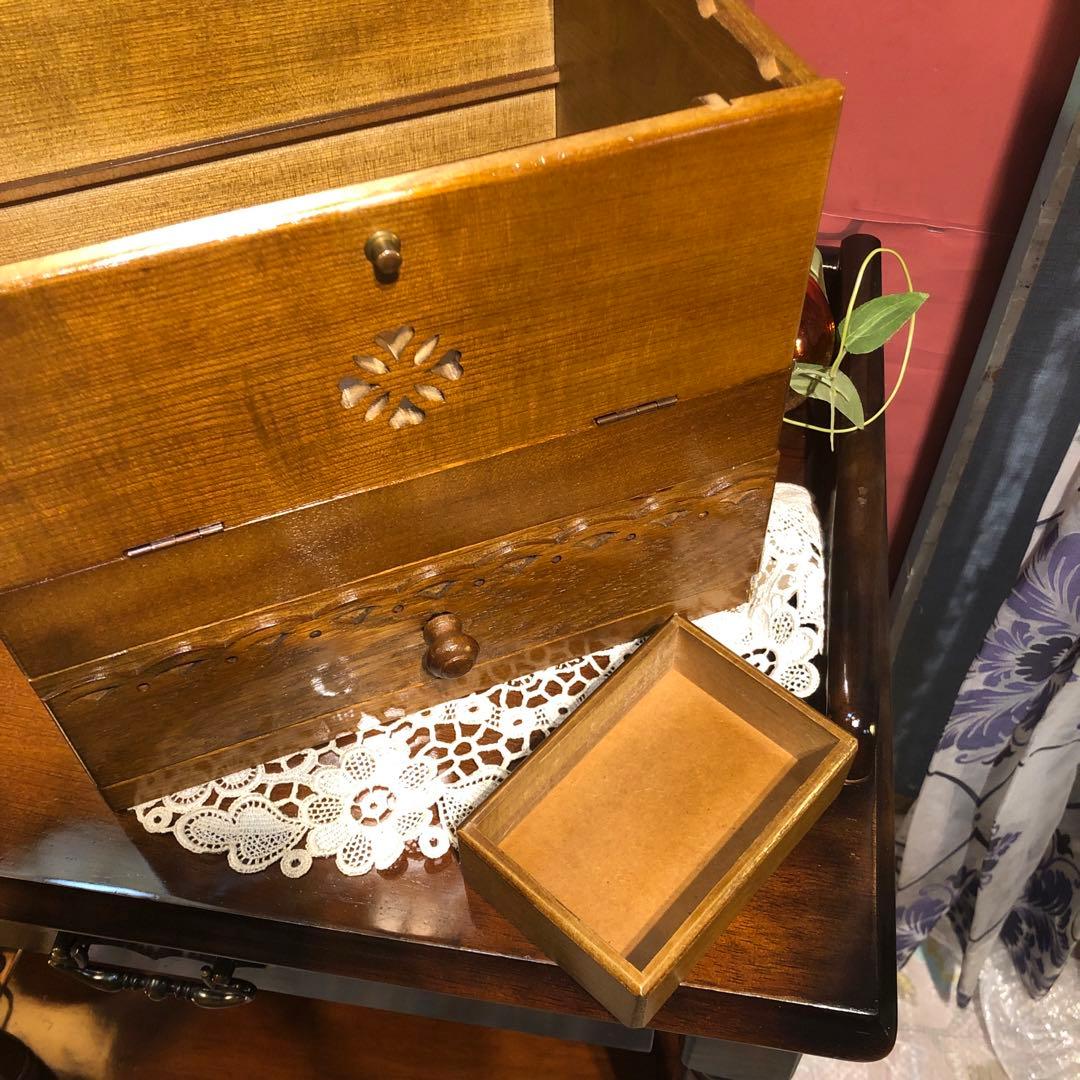 パリ雑貨屋　アンティーク小物入れ　メイクボックス　コンパクトサイズ