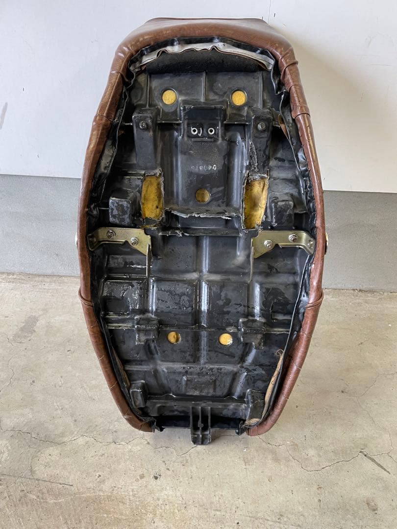 KAWASAKI ゼファー400シート