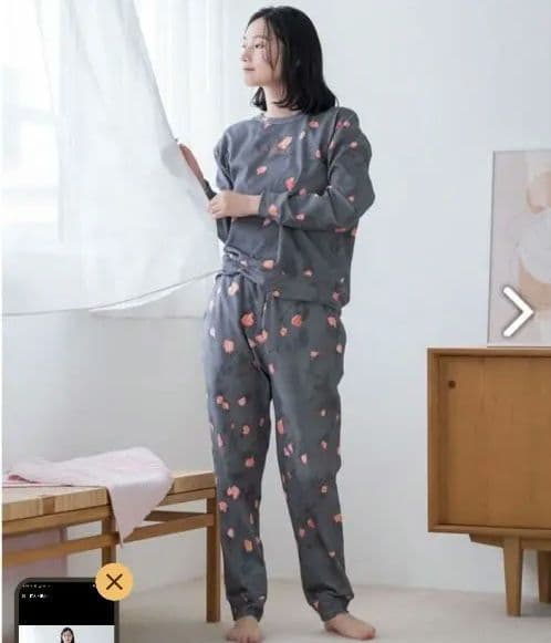 SUKALA  リラックスフィルセラカーマフラワーパジャマ　Mサイズ