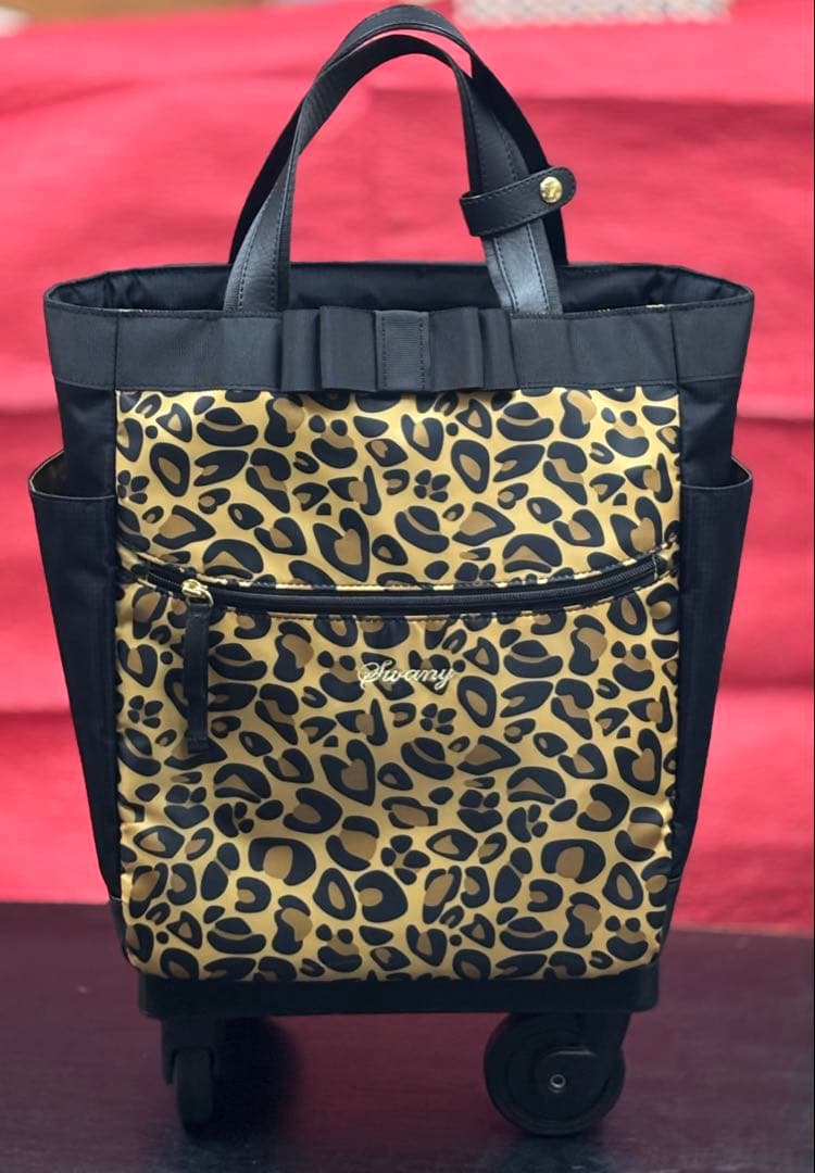 スワニー　キャリーバッグ　ヒョウ柄