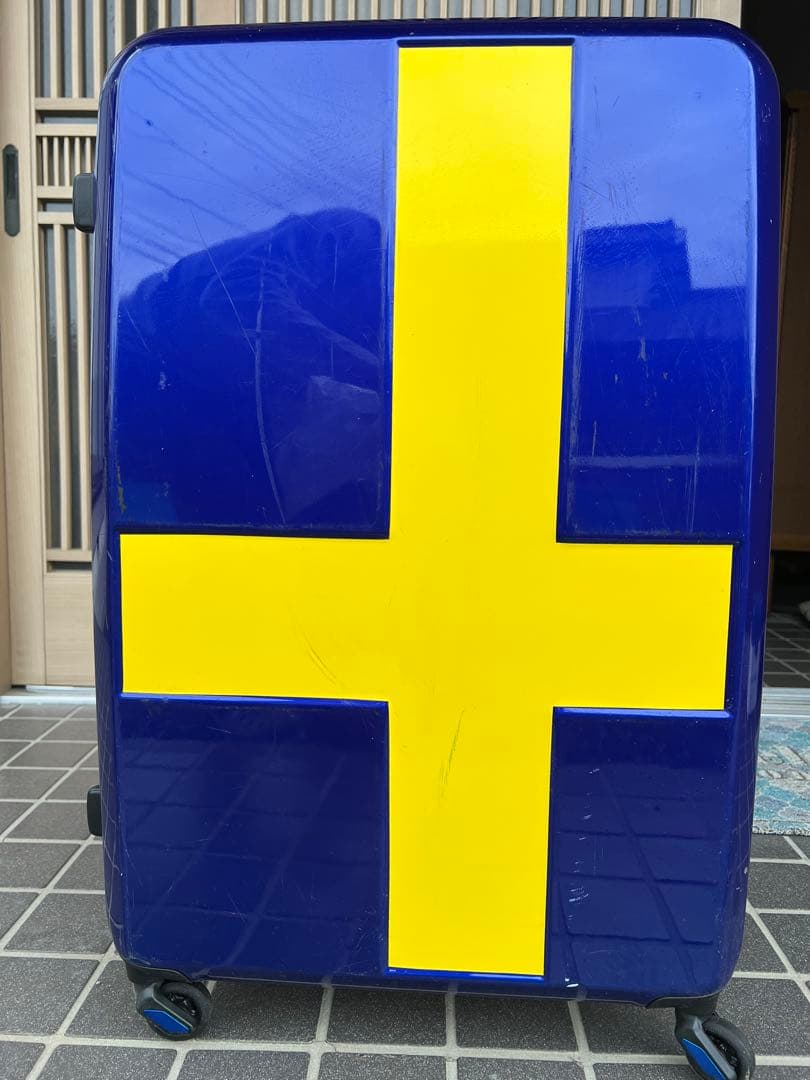 美品 innovator 90Lキャリーケース