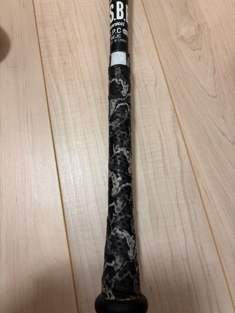 黒ワニ　83センチ　700g 軟式バット 専用ケース付き