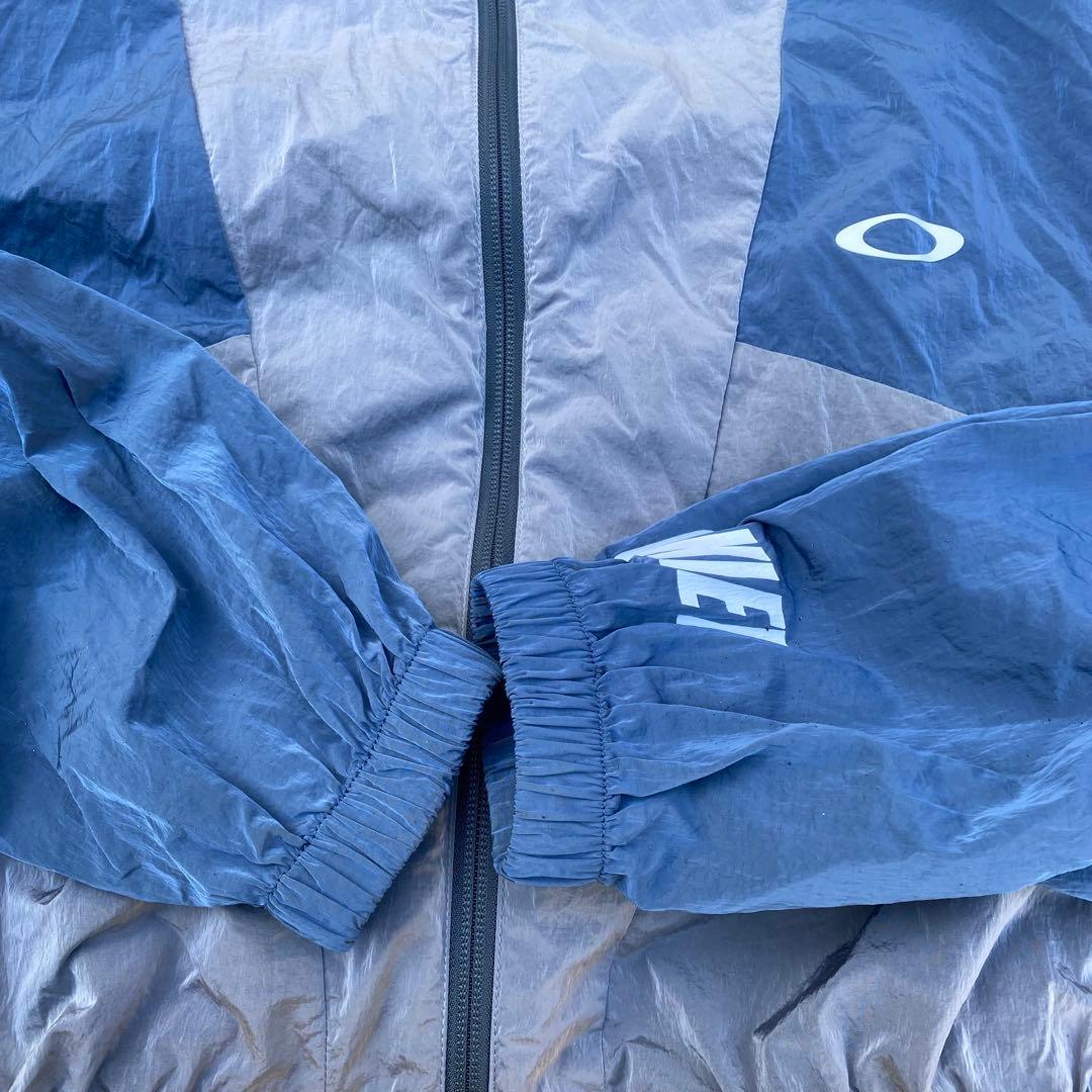 00s OAKLEY 短丈 nylon jacket y2k テック系 人気