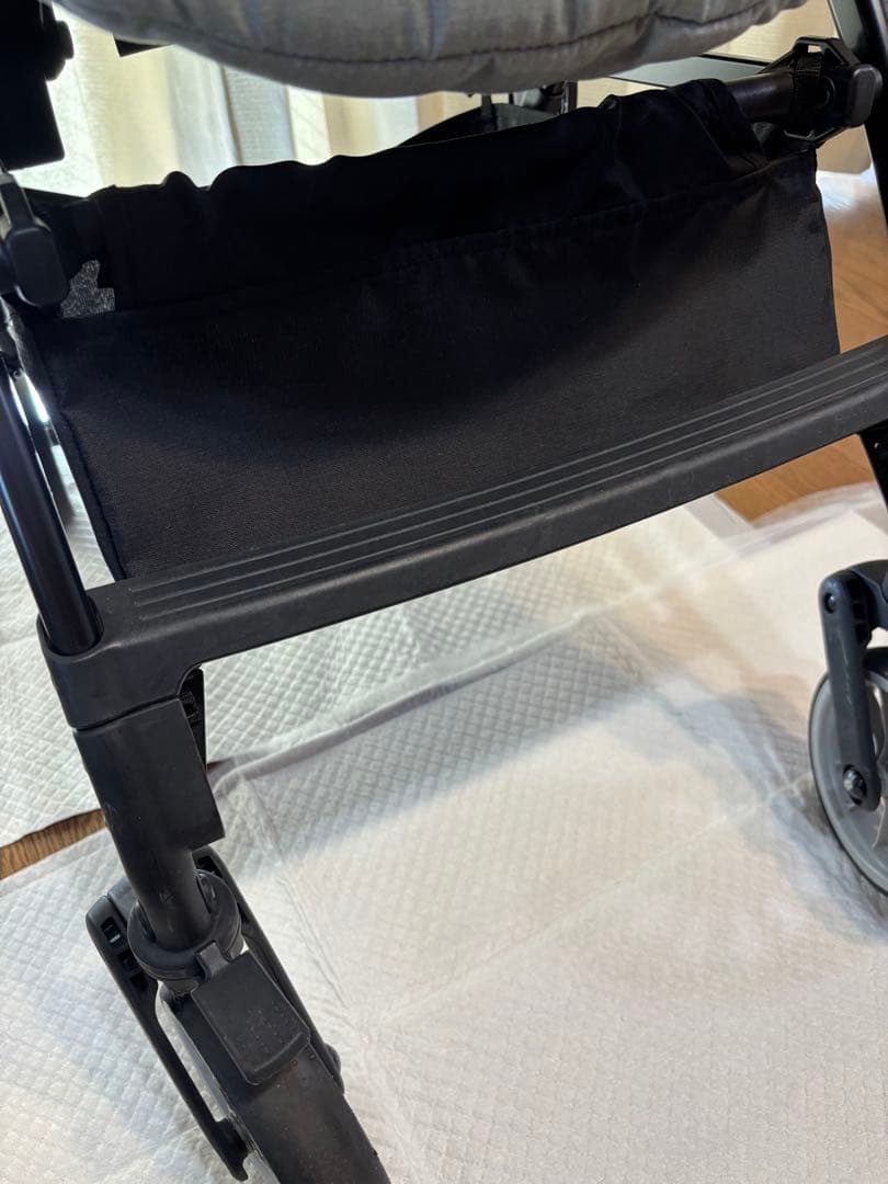 Combi ベビーカー　スゴカルminimo