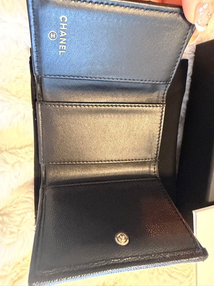 CHANEL 三つ折り財布 ブラック