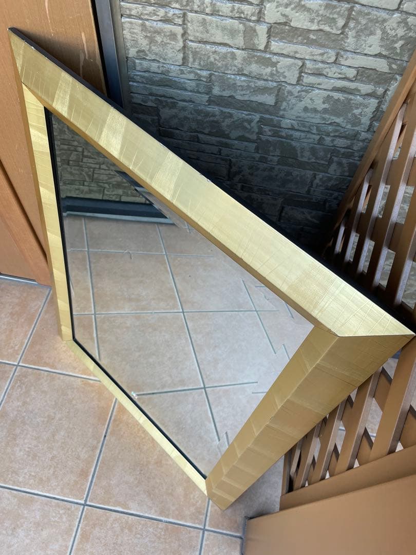 イタリア製 おしゃれ ミラー 壁掛け鏡 ウォールミラー　壁掛け　高級　ゴールド