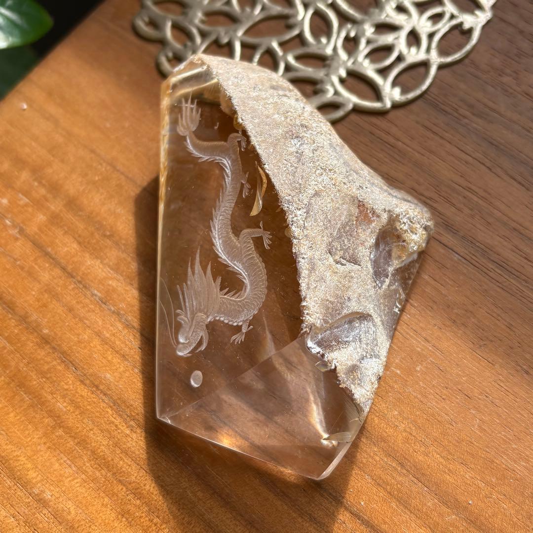 天然石 ガーデンクォーツ 皇帝龍彫り191g