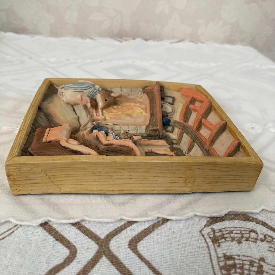 2/8 ブランブリーヘッジ 立体 壁掛け　のばらの村のものがたり　ジルバークレム