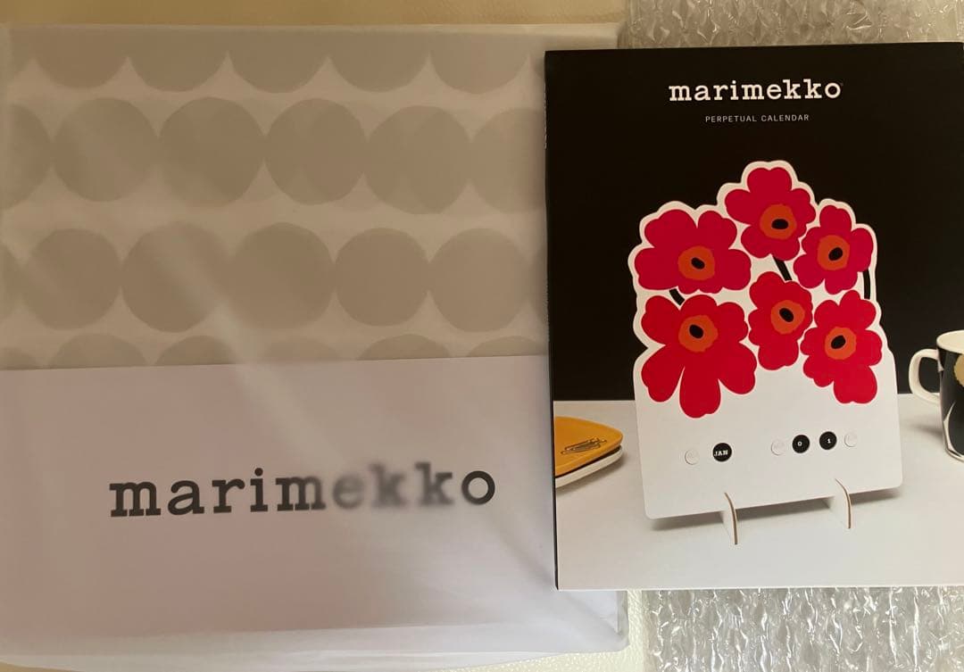 マリメッコ　デュペカバー　【ウニッコカレンダーおまけ付】　ラシイマット　新品