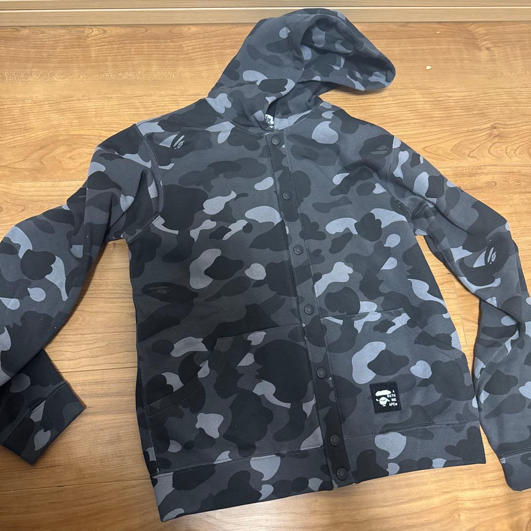 A BATHING APE hoodie ボタンパーカー