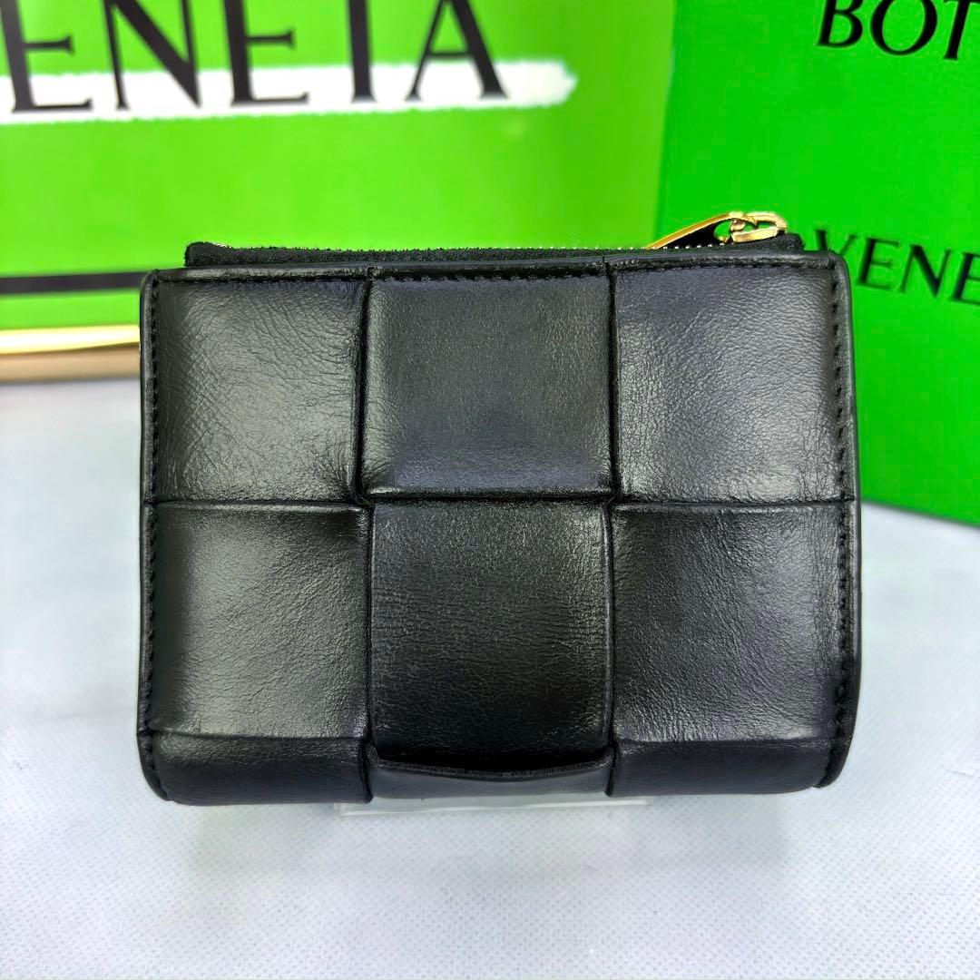【極美品✨】BOTTEGA VENETA　コンパクト財布　2つ折り　カセット
