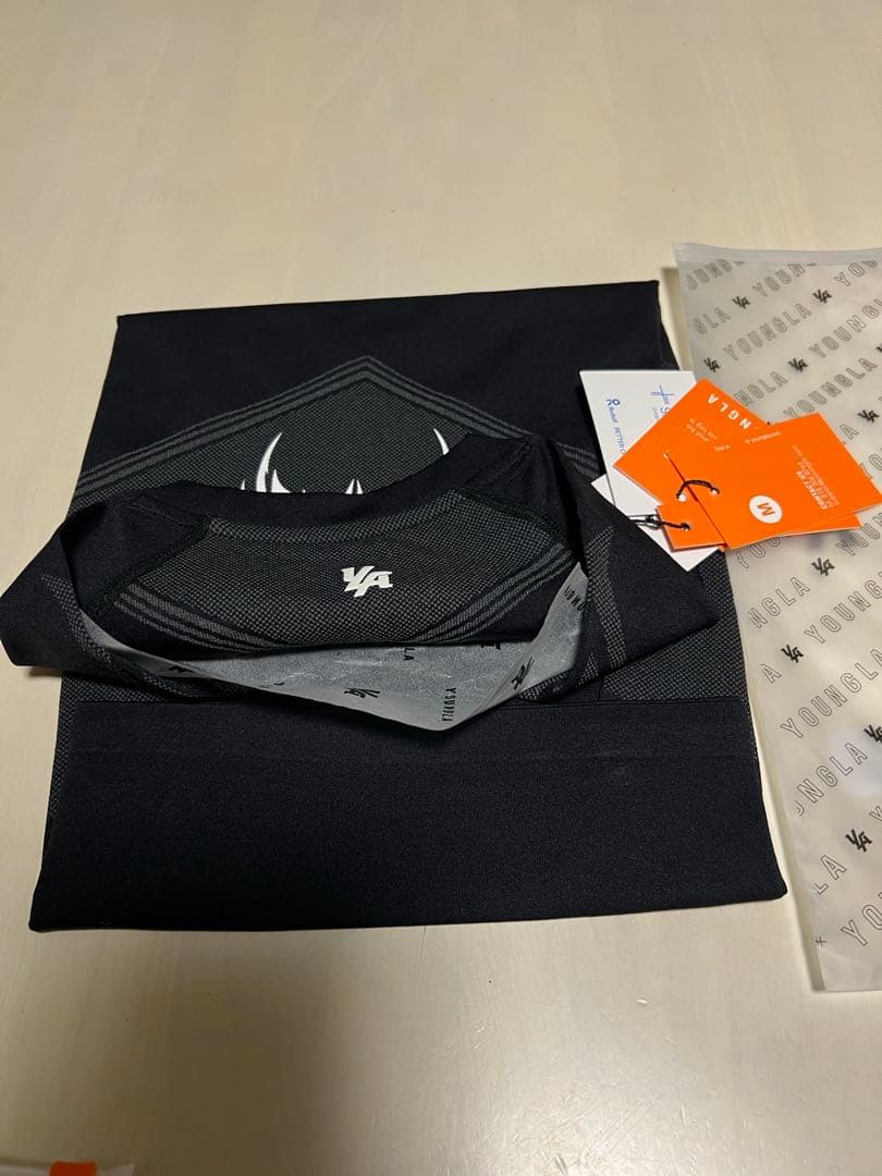 正規品　 コンプレッション　ジムTシャツ　新品未使用　日本Lサイズ