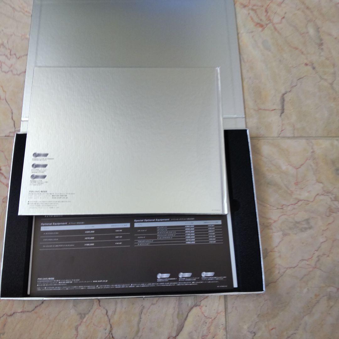 美品2007年4月、Audi R8 カタログ71ページ+DVD
