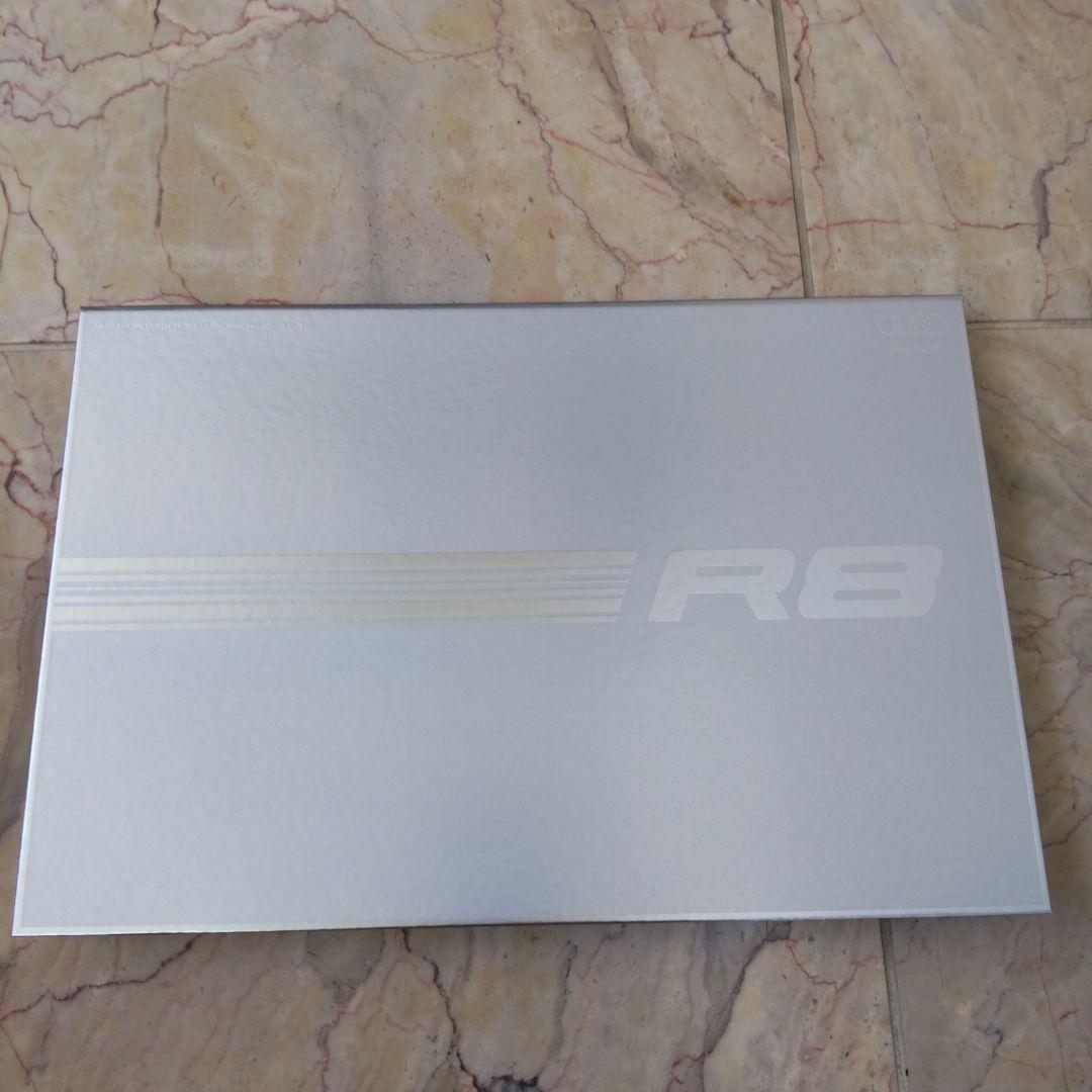 美品2007年4月、Audi R8 カタログ71ページ+DVD