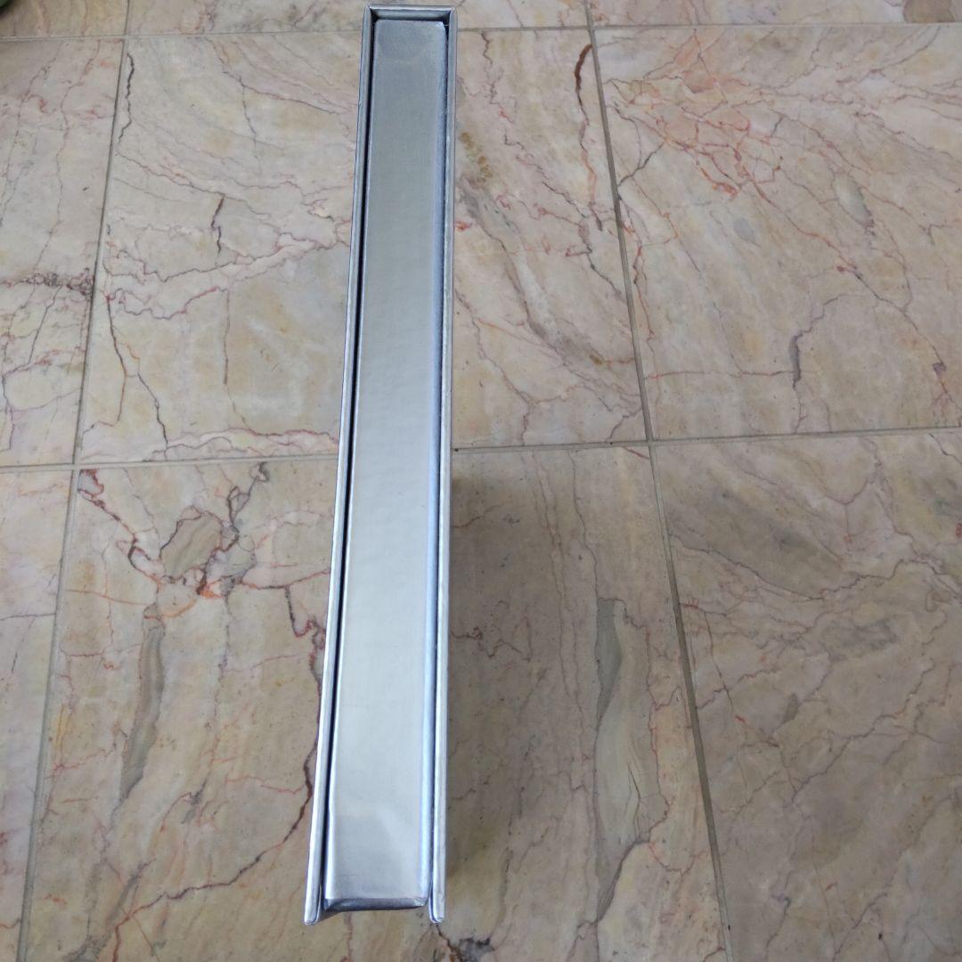 美品2007年4月、Audi R8 カタログ71ページ+DVD