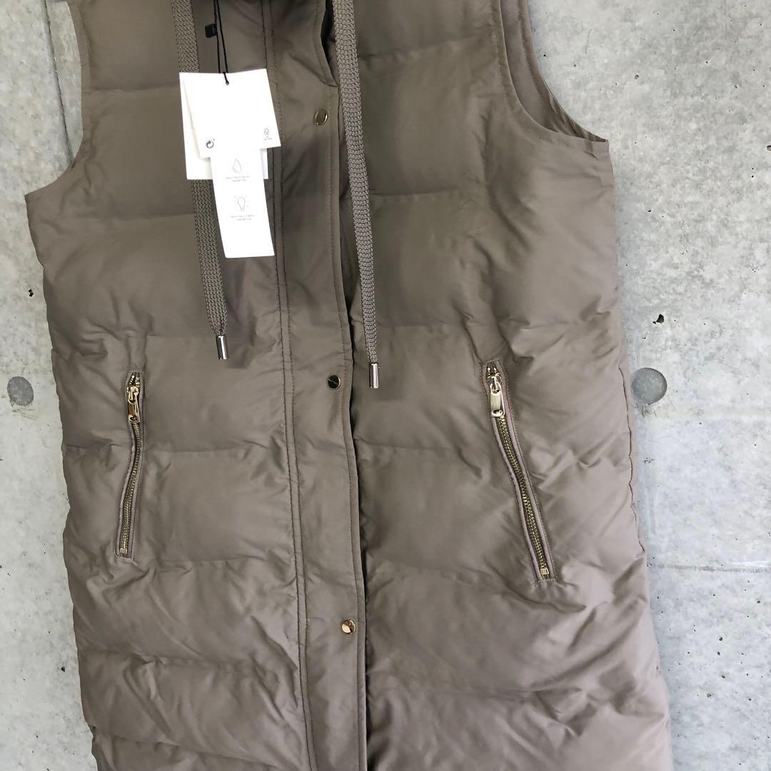 カーキ フード付きダウンベスト　ザラ　タグ付き　完売品
