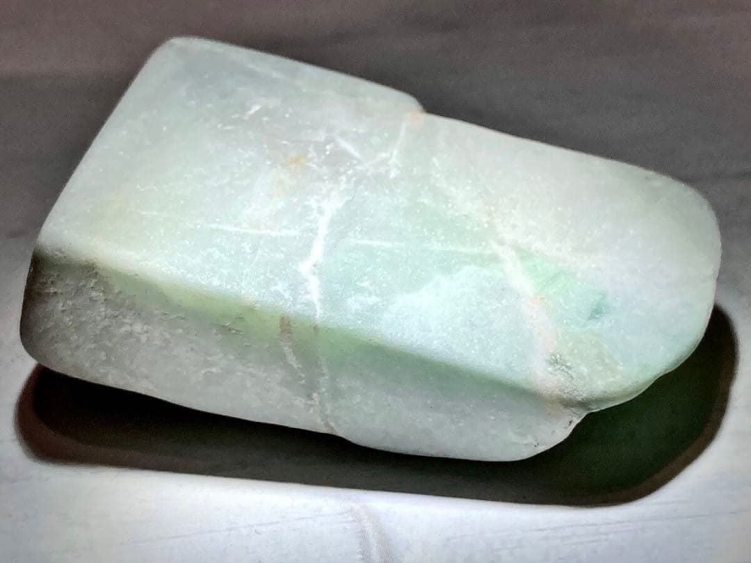 糸魚川 ✨　翡翠　原石　タンブル　ジェダイド