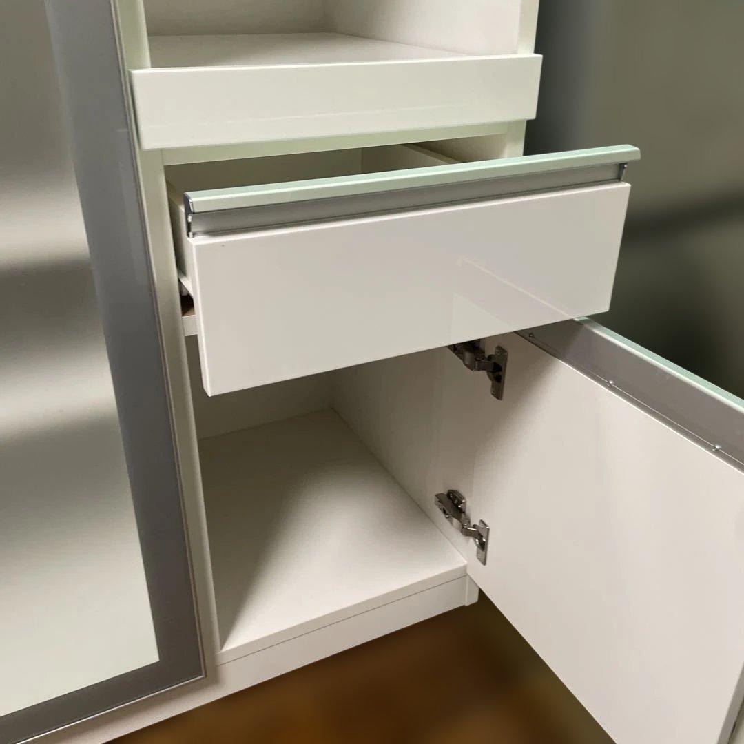 ニトリ　カップボード　美品