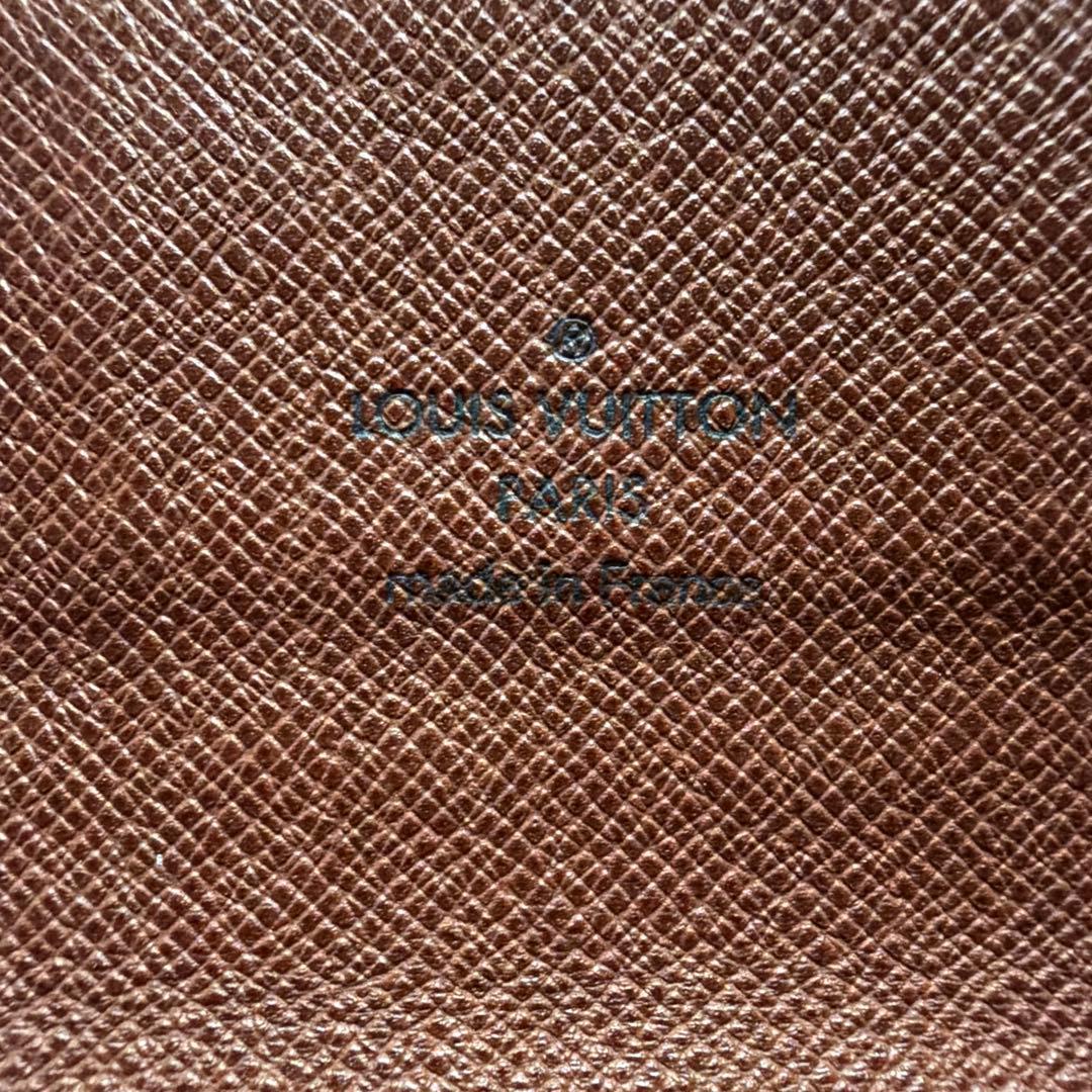 Louis Vuitton モノグラム 長財布 チェーン付き