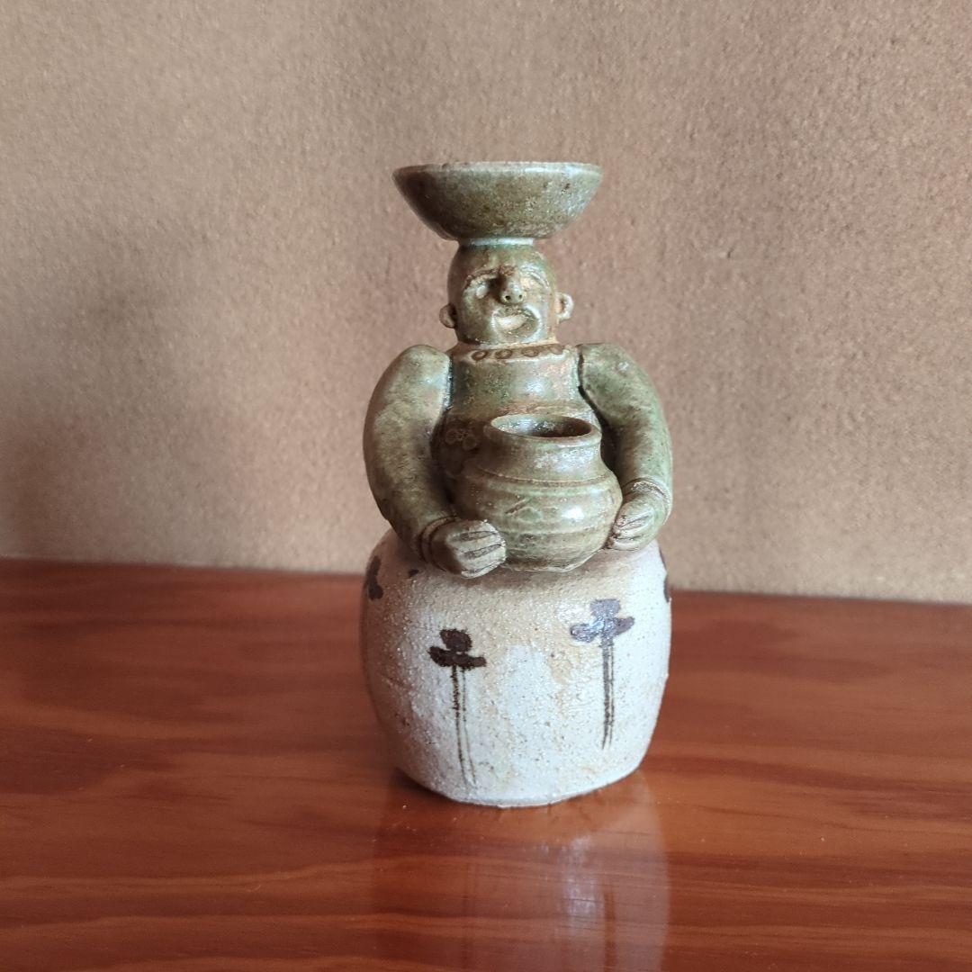 陶器製 人形型 笑顔が特徴　置物　織部焼　織部