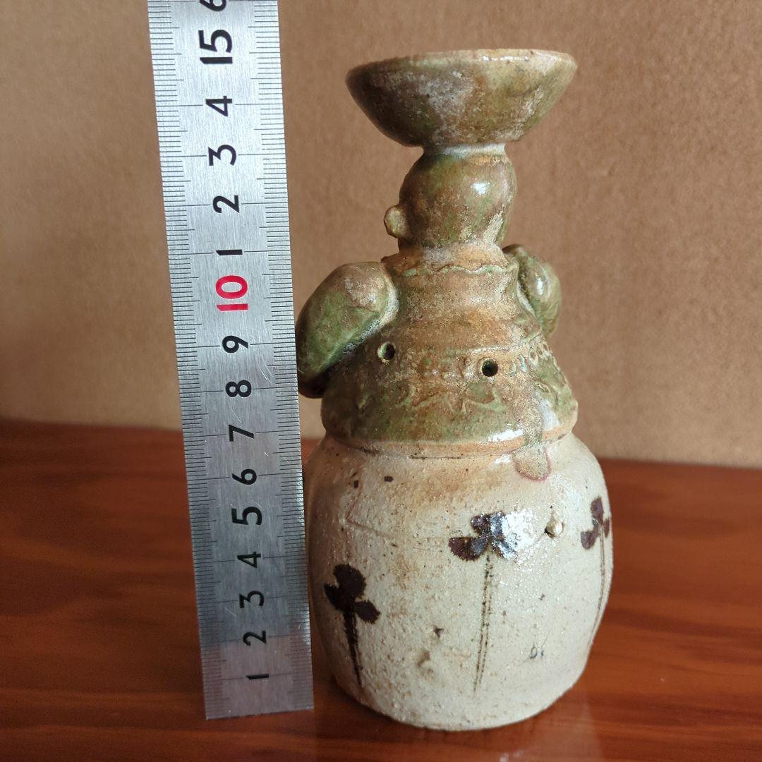 陶器製 人形型 笑顔が特徴　置物　織部焼　織部