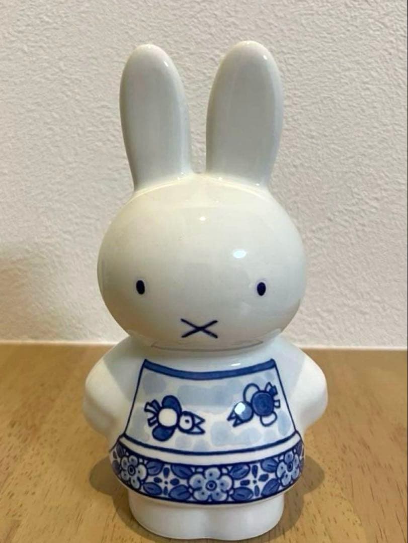 【限定品】ミッフィー　大阪関西万博　陶器　ロイヤルデルフト