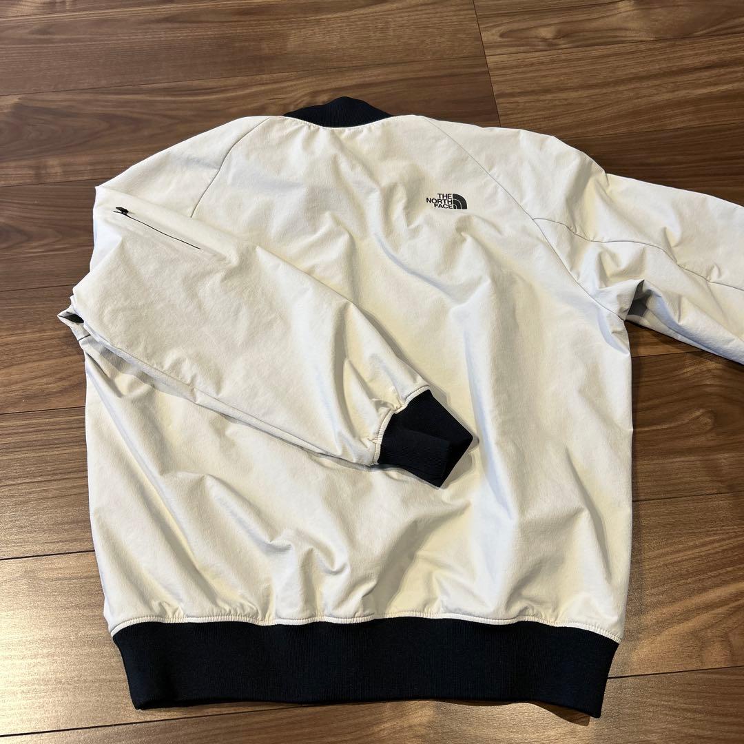【美品】THE NORTH FACE ホワイト ジャンパー　M
