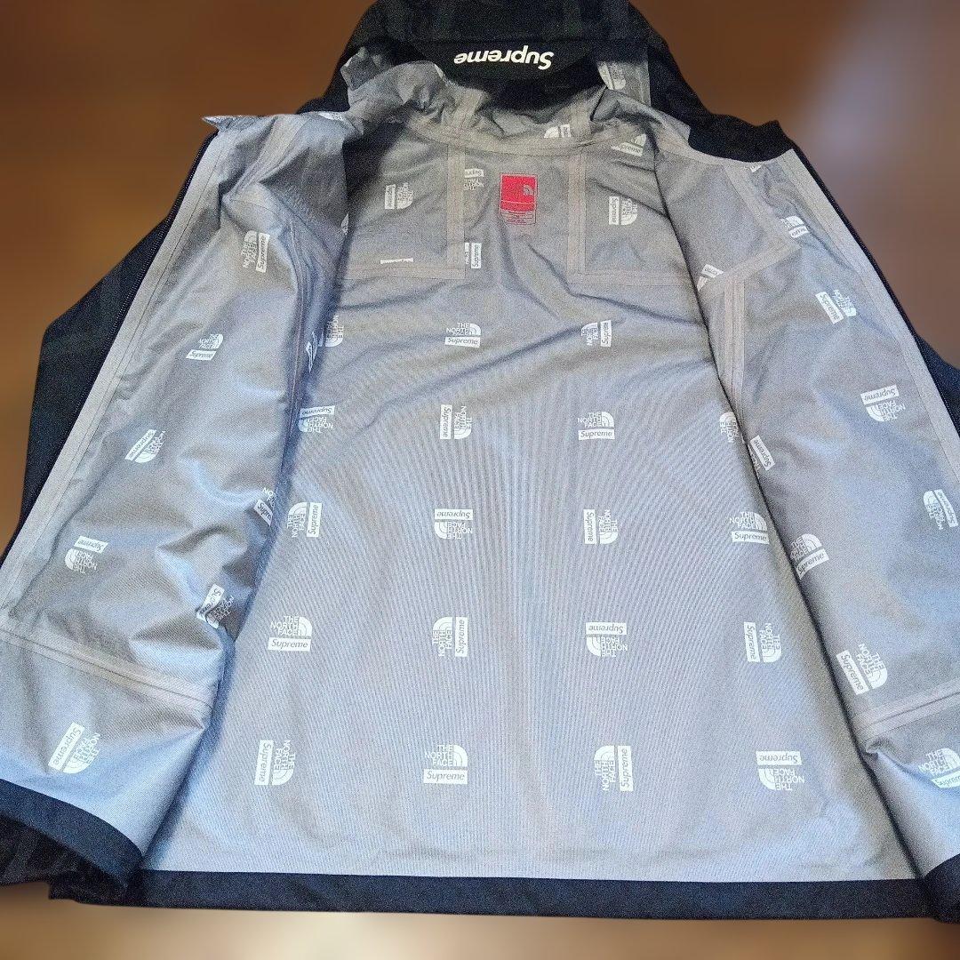 THE NORTH FACE×SUPREMEコラボサミットマウンテンパーカー