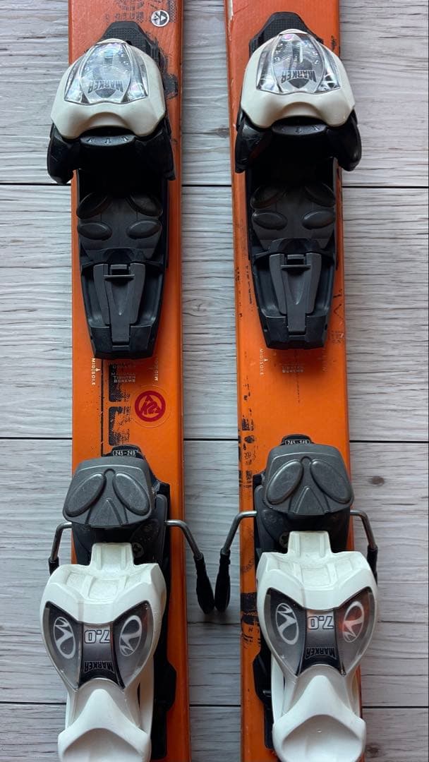 K2スキー板JUVY キッズ129cmツインチップ バインディング付き