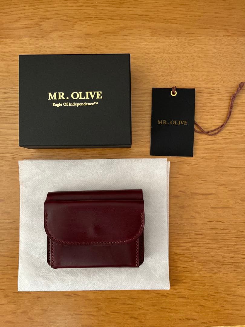 MR.OLIVE 二つ折り財布　ポケット付き