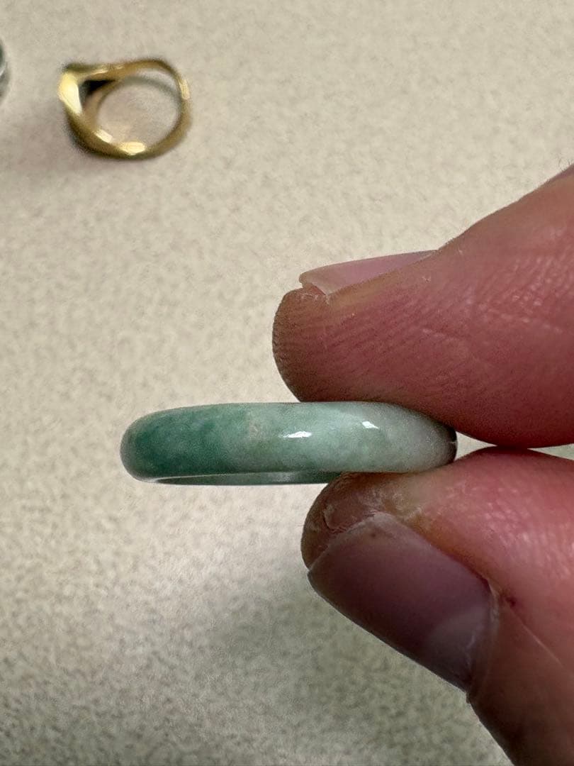 装飾的なパターンのリングセット