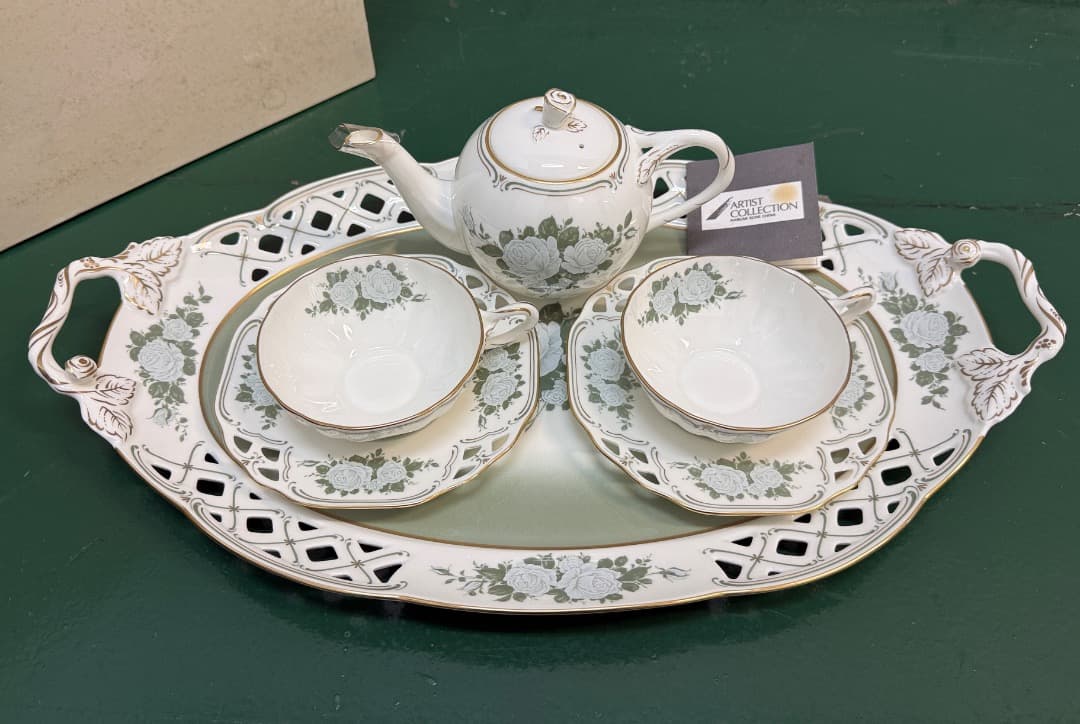 希少 未使用 NARUMI ナルミ 加藤登紀子 フレーバーティーセット 元箱有