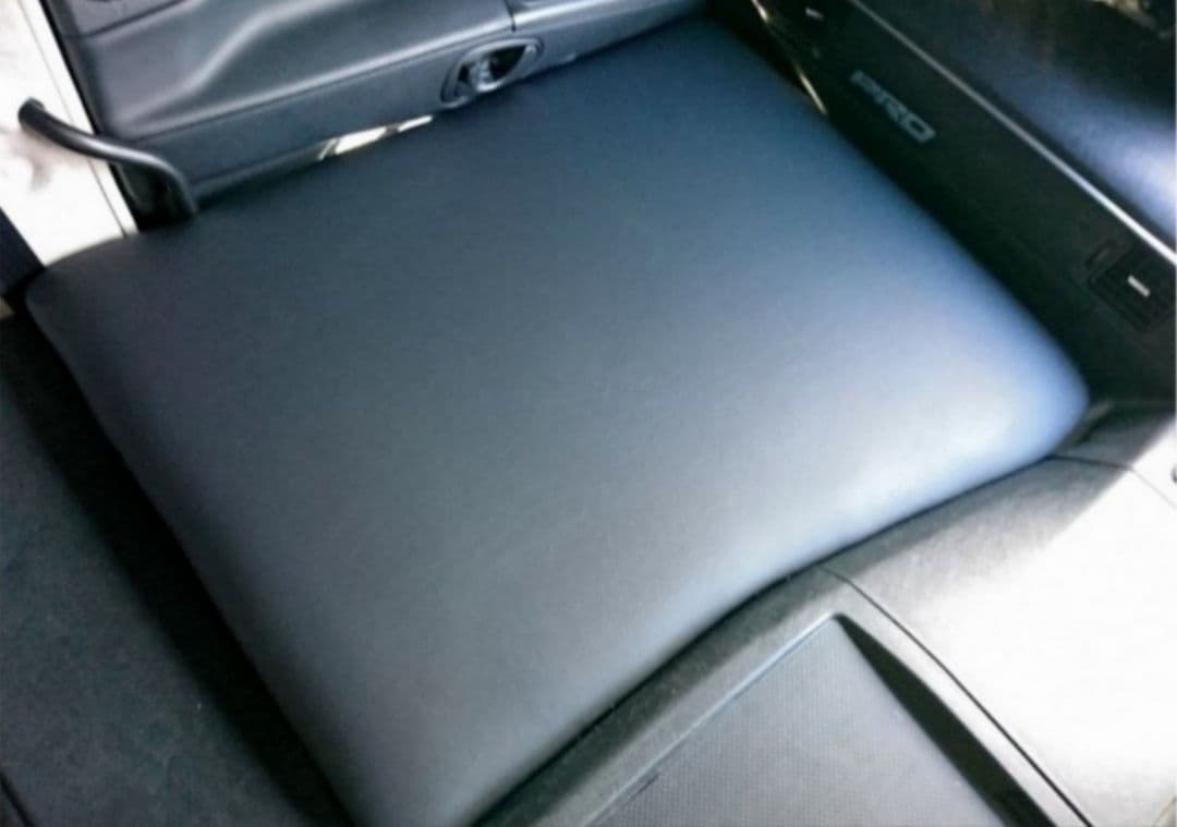 【新品】17スーパーグレート★フラット助手席 ブラックレザー★支柱キット付属