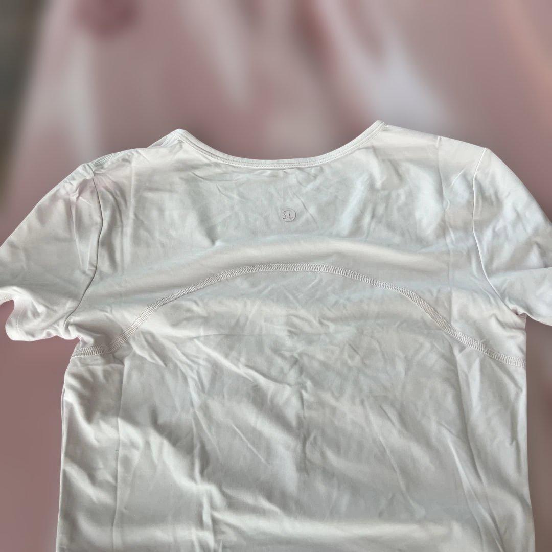 ルルレモン　レーサーバックタンクトップ &クロップドT 2点