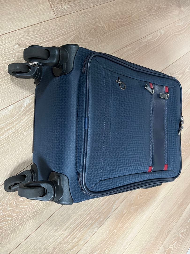 キャリーケース　機内持ち込み可　 PROTECA 　フィーナ