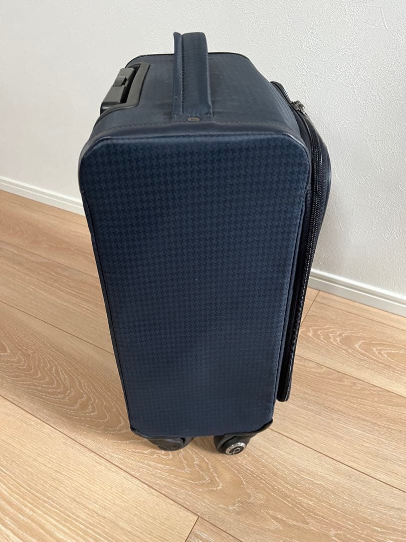 キャリーケース　機内持ち込み可　 PROTECA 　フィーナ