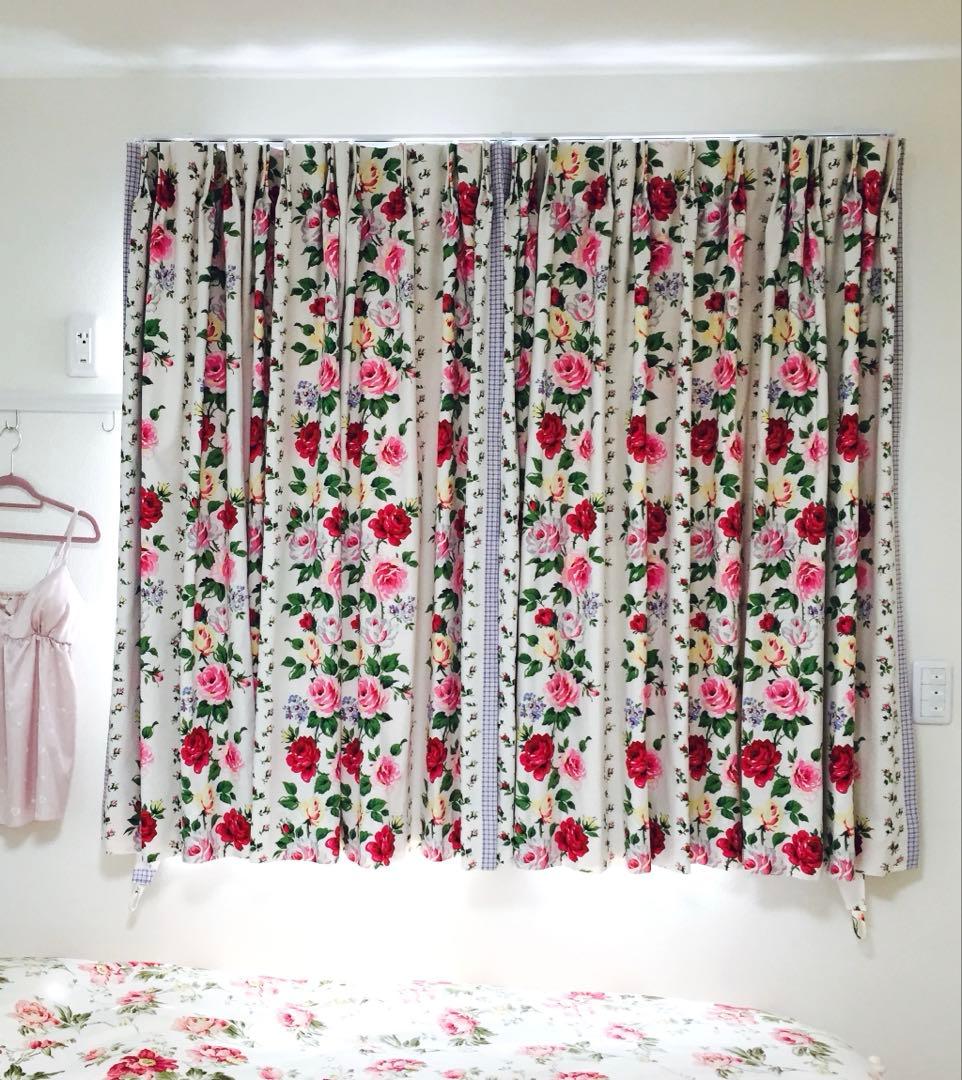 LAURA ASHLEY  カーテン 裏地付 ローズ×チェック柄２枚１組