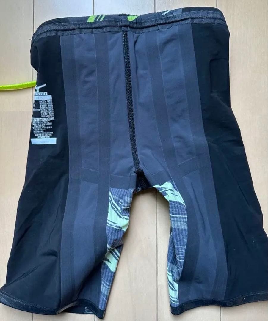 美品　ジュニア140 高速水着　ミズノGX• SONIC NEO AG FINA