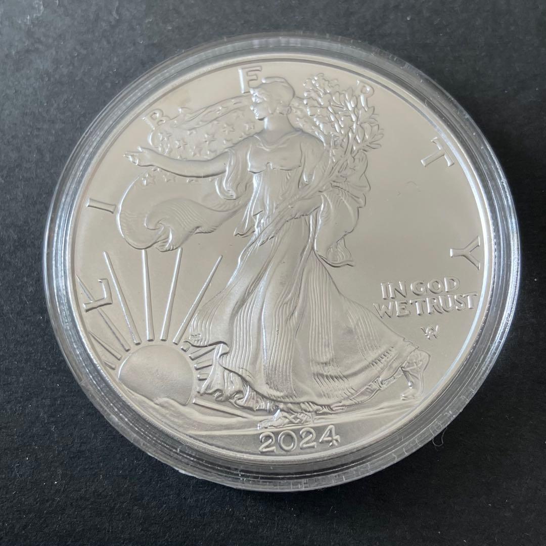 2024年 アメリカ　リバティ銀貨