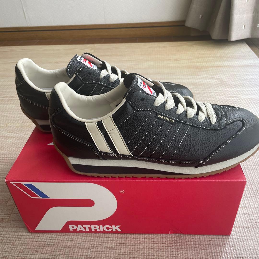 PATRICK NEVADA ブラックスニーカー　40