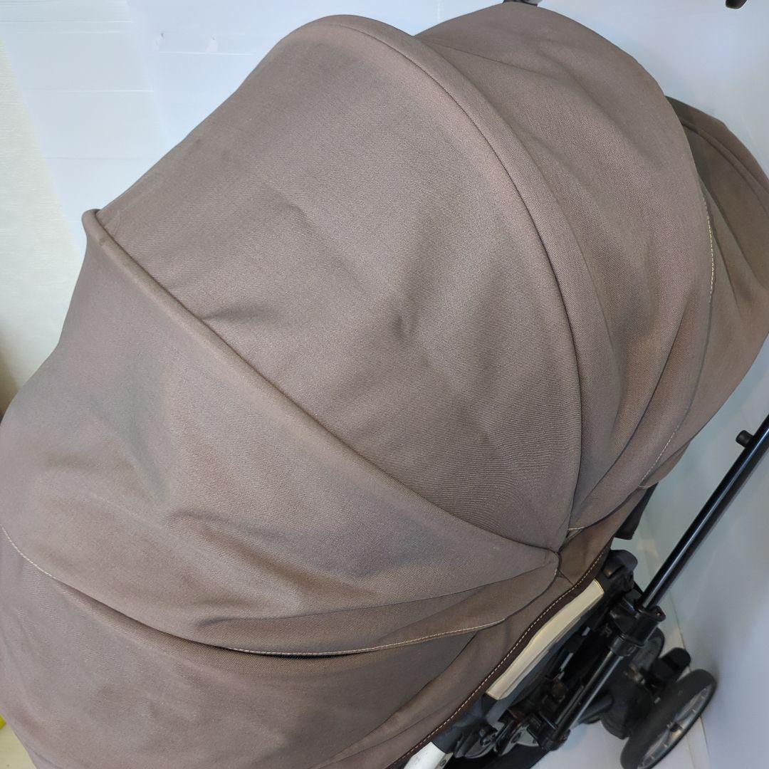 Combi ホワイトレーベル CWL アンブレッタ 4キャス エッグショック