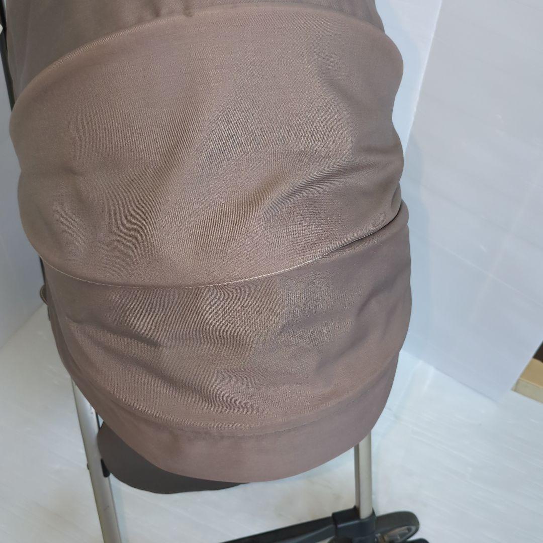 Combi ホワイトレーベル CWL アンブレッタ 4キャス エッグショック