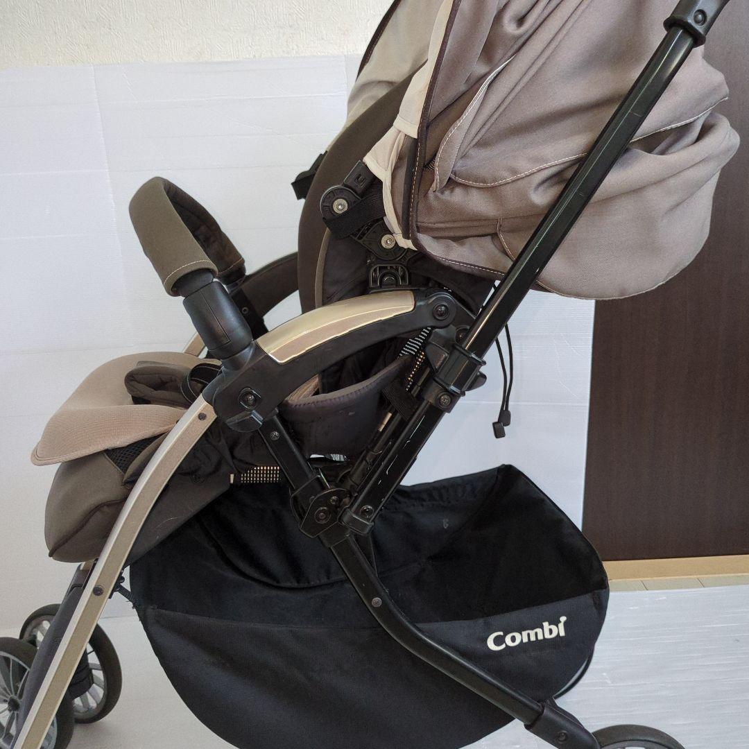 Combi ホワイトレーベル CWL アンブレッタ 4キャス エッグショック