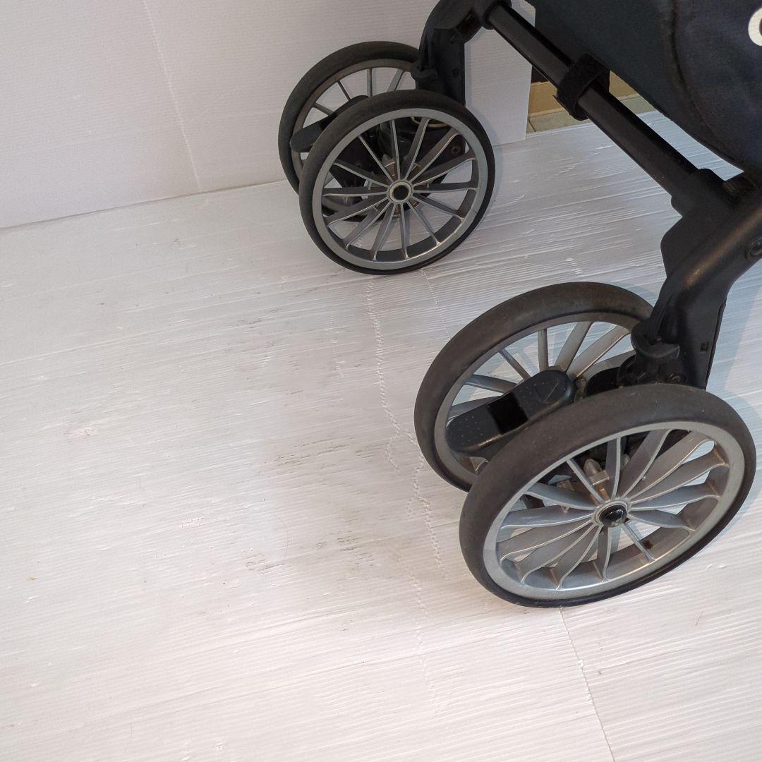 Combi ホワイトレーベル CWL アンブレッタ 4キャス エッグショック