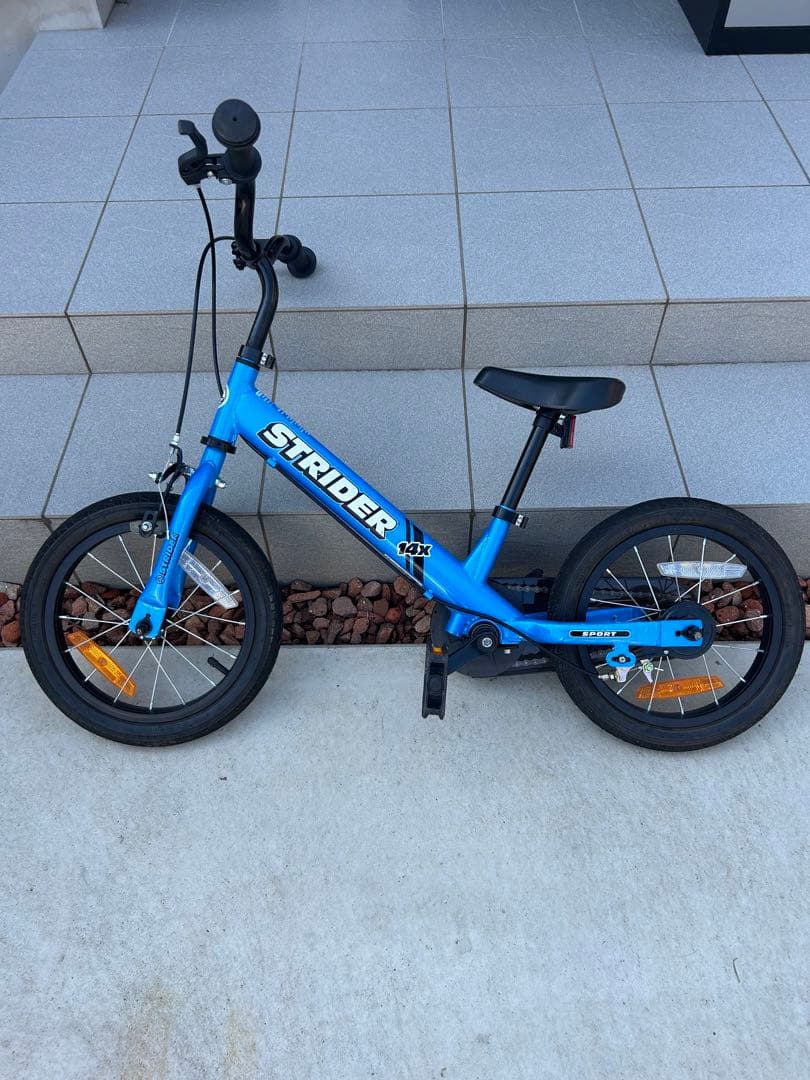 ストライダー　14インチ ブルー