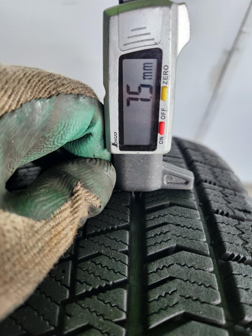 送料込☆2024年製 ブリヂストンタイヤ 195/65R15日本製☆2本