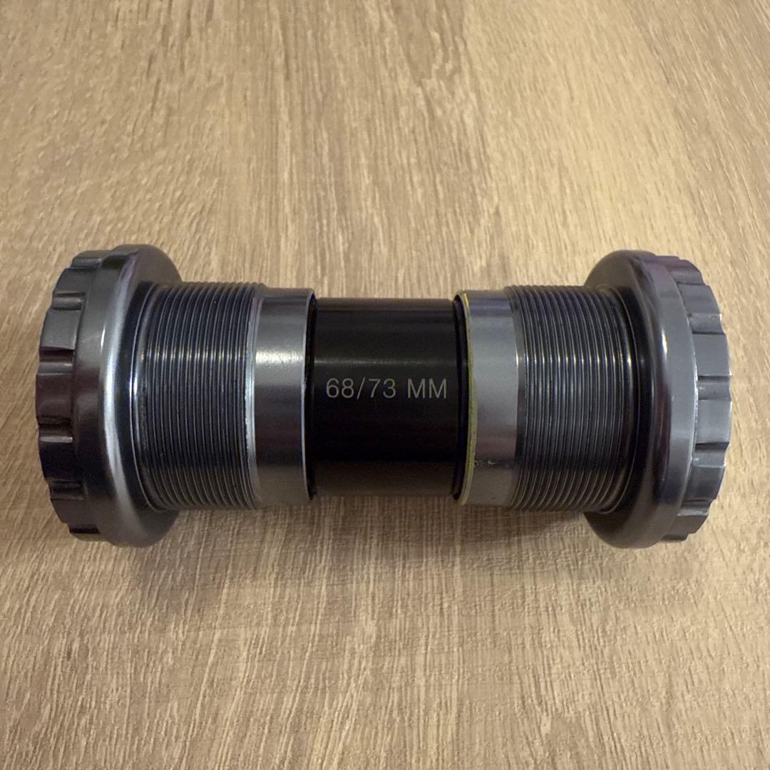 値下交渉可　Phil ボトムブラケット 68/73MM